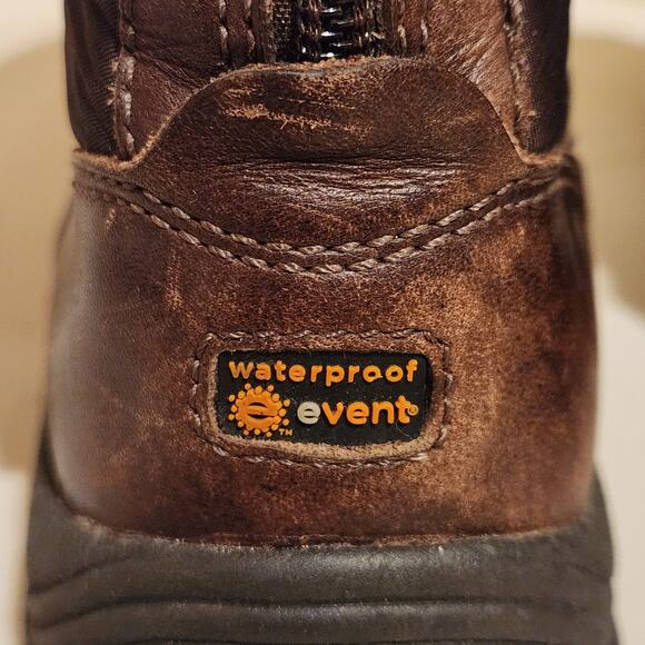 UGG Womens Sz 8 Meridian Brown Quilted Waterproof Winter Boots Vibram Soles Snow - Picture 5 of 11